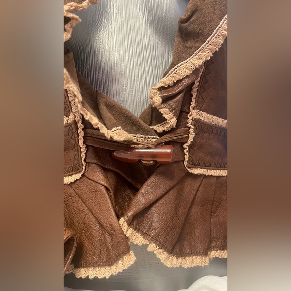 Moda International Distressed Leather Jacket Cropped Blazer Ruffled - Picture 8 of 8